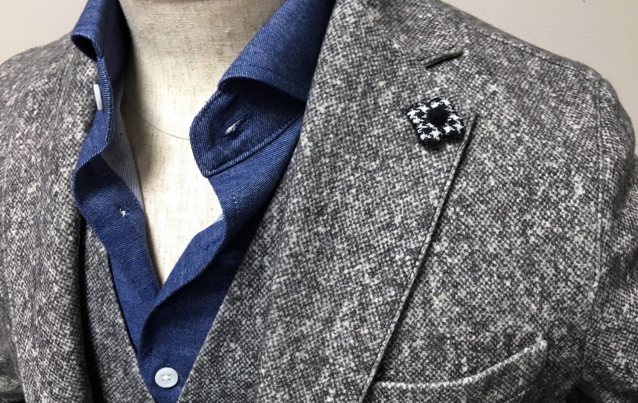 名古屋のオーダースーツ専門店CENTOがこだわる、型崩れを防ぎ品格を高めるAMFフルステッチ仕立てとミシンステッチの違い比較